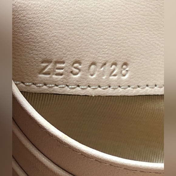 GIVENCHY Long Fold Over Leather Wallet Tan - Picture 6 of 15